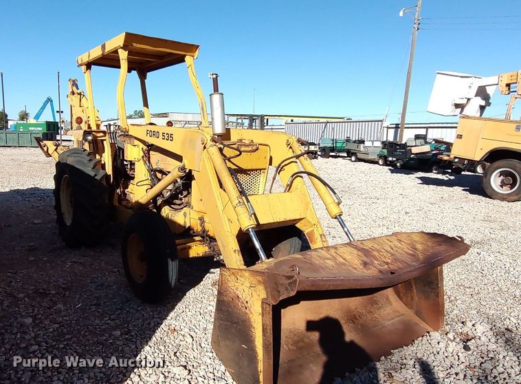 image for item LL9017 Ford 535  backhoe
