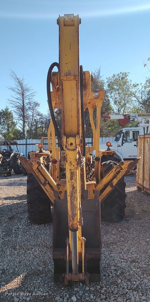 image for item LL9017 Ford 535  backhoe