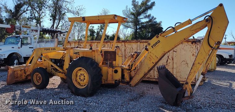 image for item LL9017 Ford 535  backhoe