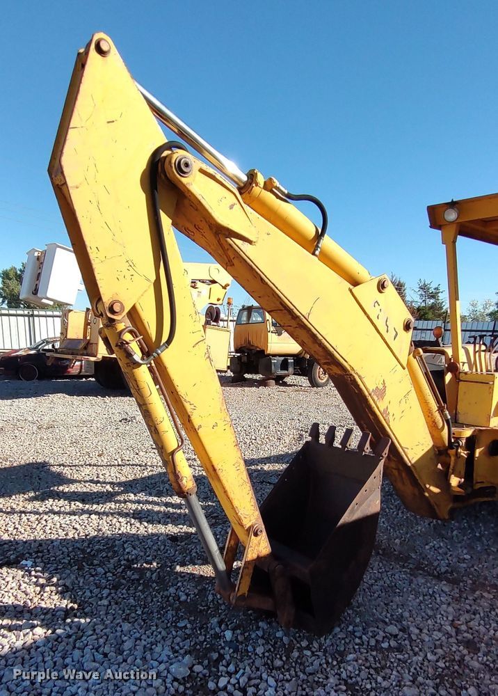 image for item LL9017 Ford 535  backhoe