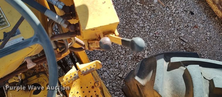 image for item LL9017 Ford 535  backhoe