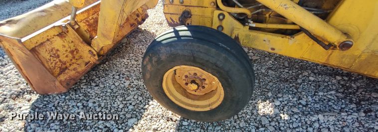 image for item LL9017 Ford 535  backhoe