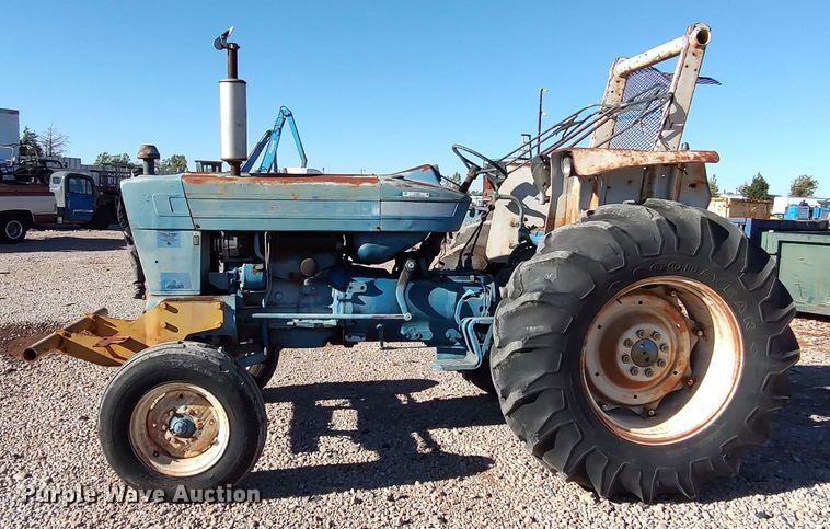 image for item LL9025 Ford 5600  tractor