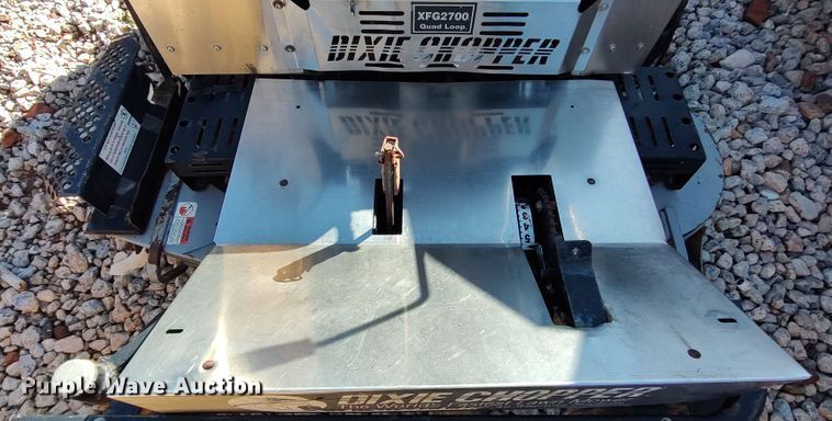 image for item LL9026 Dixie Chopper XFG2700  ZTR lawn mower