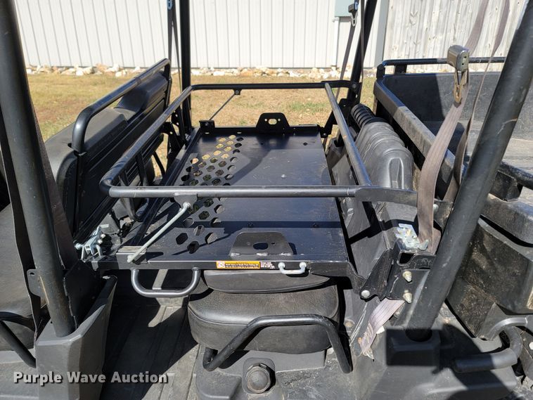 image for item LN9710 2012 John Deere Gator 550 S4 XUV  utility vehicle