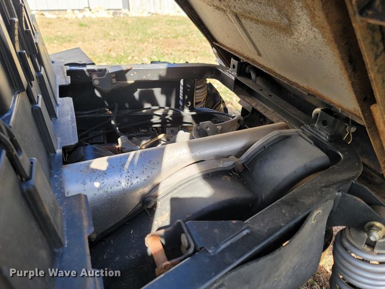 image for item LN9710 2012 John Deere Gator 550 S4 XUV  utility vehicle