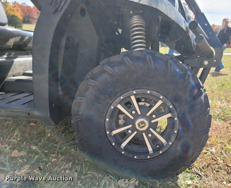 image for item LN9710 2012 John Deere Gator 550 S4 XUV  utility vehicle