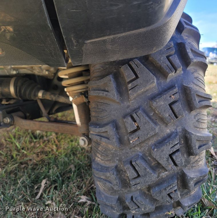 image for item LN9710 2012 John Deere Gator 550 S4 XUV  utility vehicle