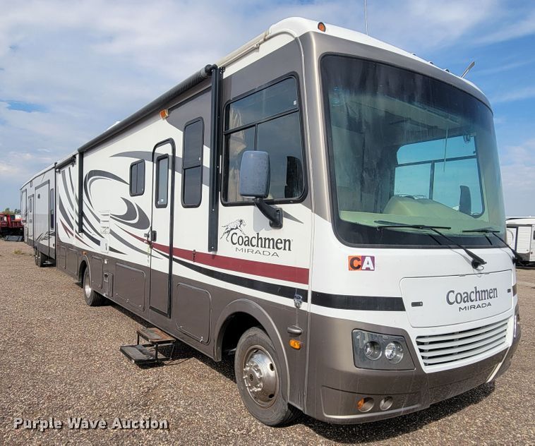 image for item LO9045 2013 Coachmen Mirada  RV