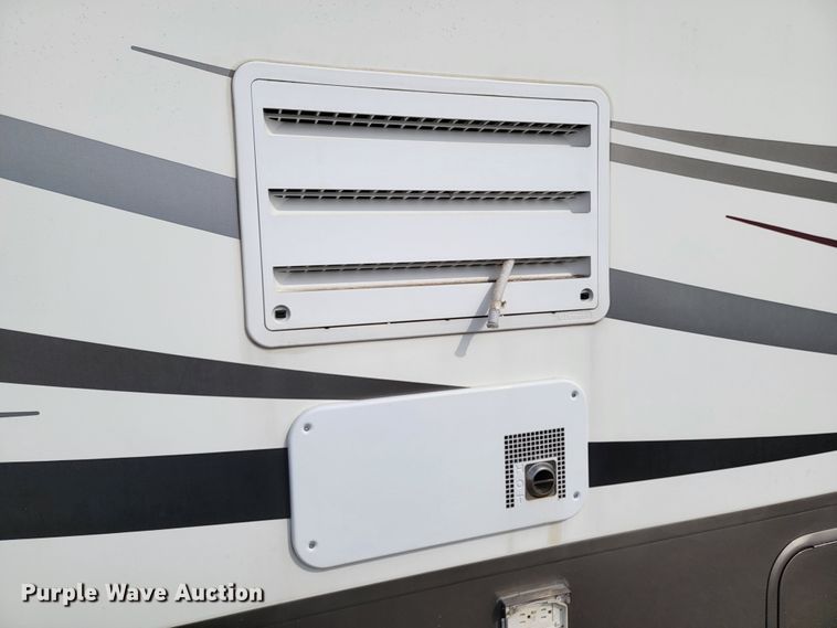 image for item LO9045 2013 Coachmen Mirada  RV