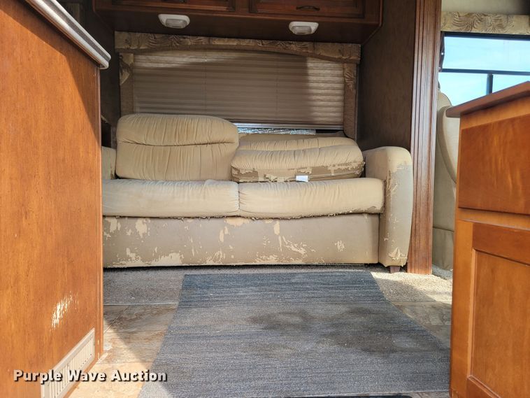 image for item LO9045 2013 Coachmen Mirada  RV