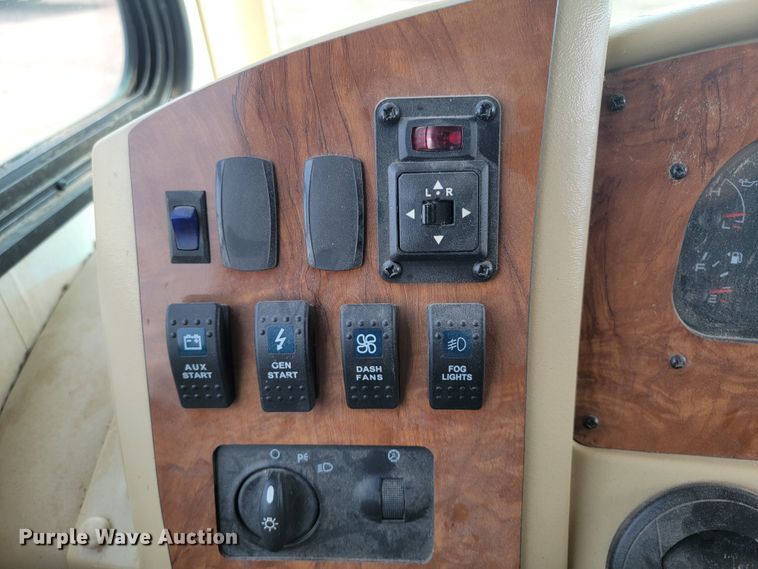 image for item LO9045 2013 Coachmen Mirada  RV