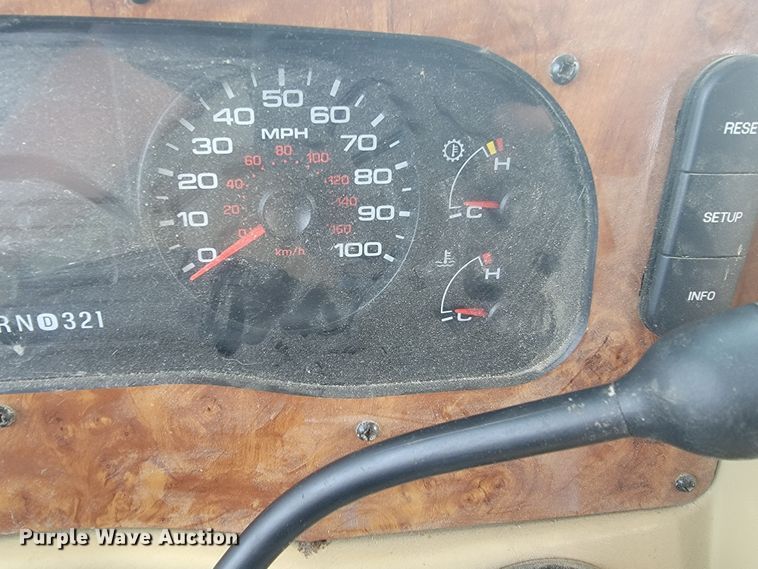 image for item LO9045 2013 Coachmen Mirada  RV