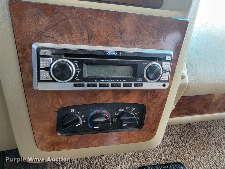 image for item LO9045 2013 Coachmen Mirada  RV