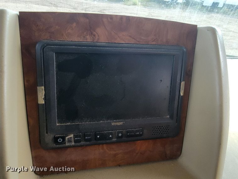 image for item LO9045 2013 Coachmen Mirada  RV