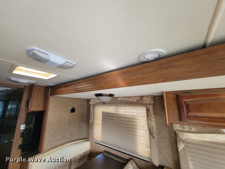 image for item LO9045 2013 Coachmen Mirada  RV