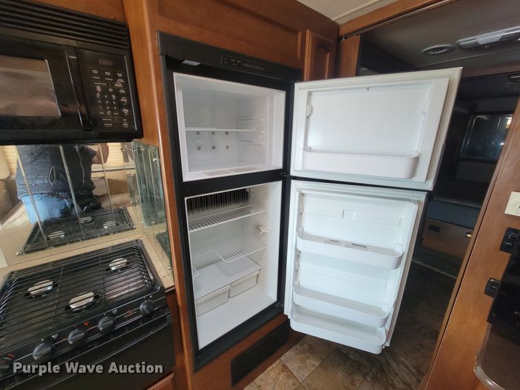 image for item LO9045 2013 Coachmen Mirada  RV