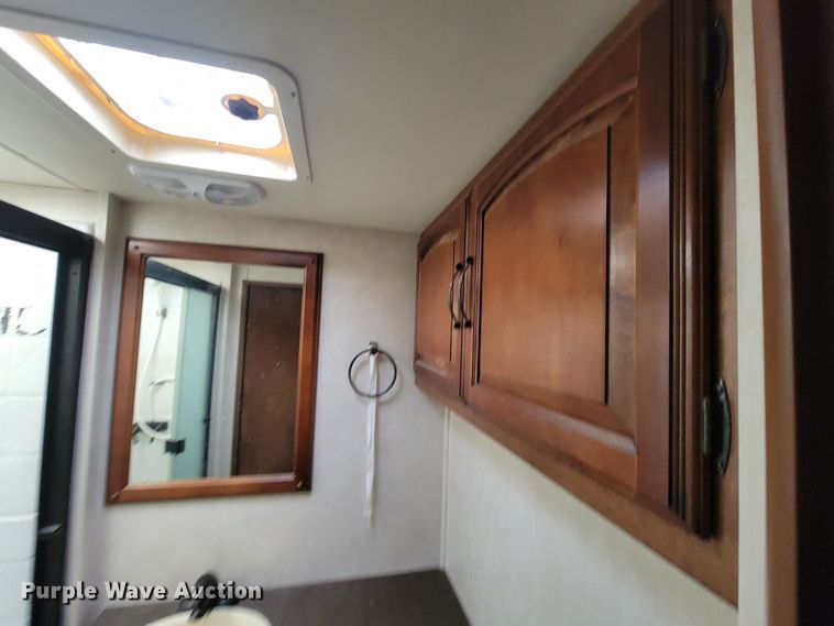 image for item LO9045 2013 Coachmen Mirada  RV