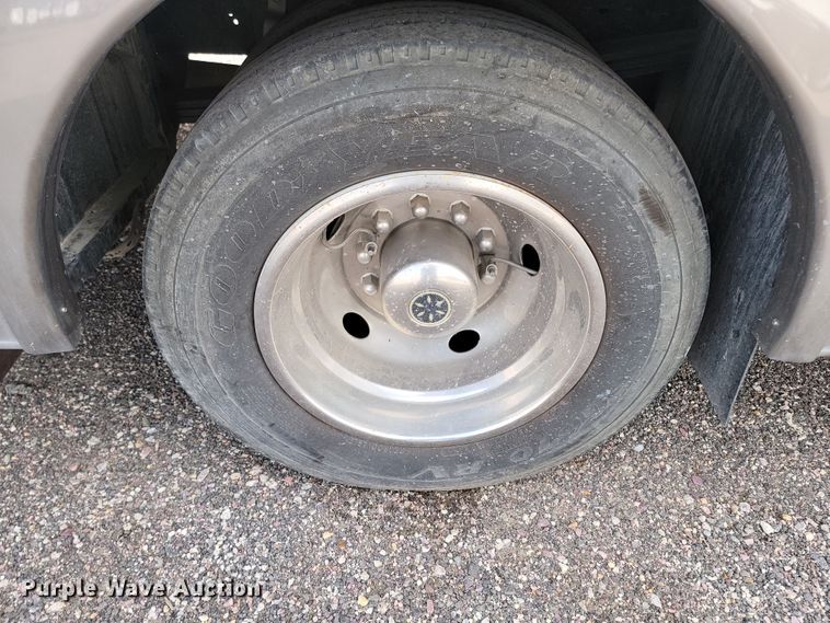 image for item LO9045 2013 Coachmen Mirada  RV