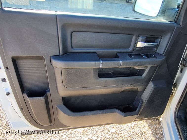 image for item LR9072 2012 Dodge Ram 1500  pickup truck