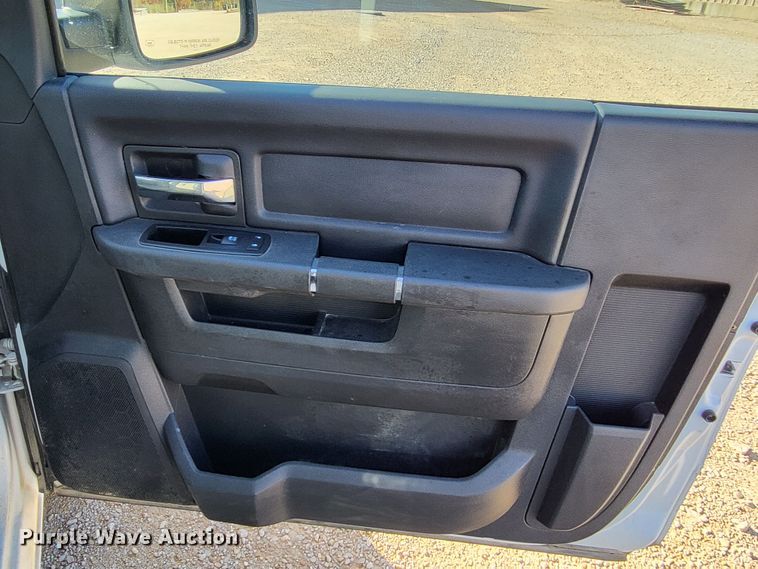 image for item LR9072 2012 Dodge Ram 1500  pickup truck