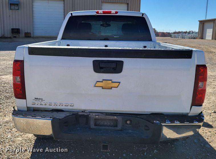 image for item LR9074 2012 Chevrolet Silverado 1500  Ext. Cab pickup truck