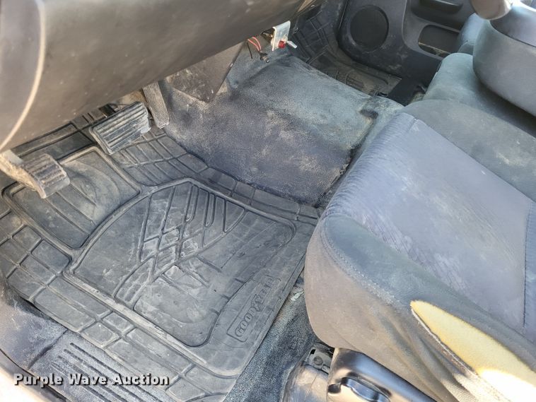 image for item LR9074 2012 Chevrolet Silverado 1500  Ext. Cab pickup truck