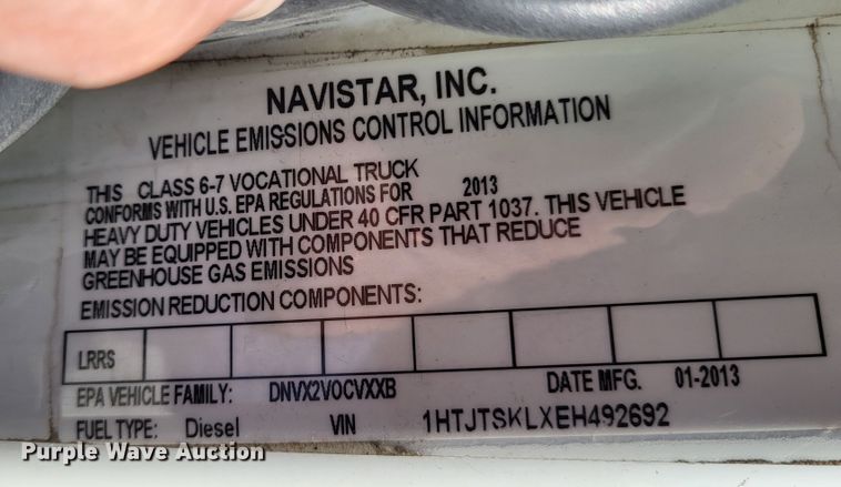 image for item LR9076 2014 International DuraStar 4300  roll-off container truck