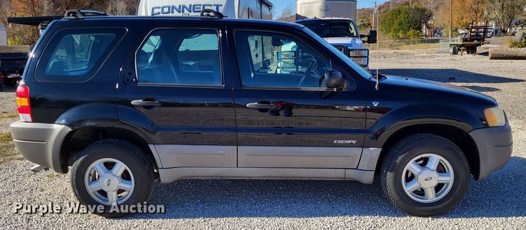 image for item LR9081 2001 Ford Escape XLT  SUV