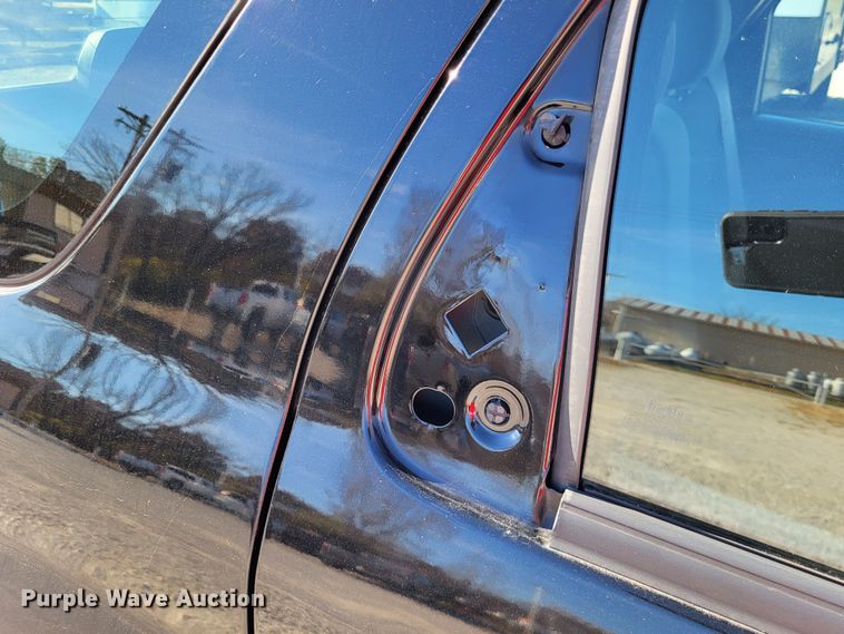 image for item LR9081 2001 Ford Escape XLT  SUV