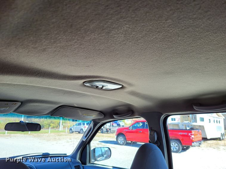 image for item LR9081 2001 Ford Escape XLT  SUV