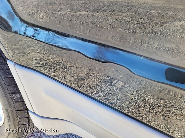 image for item LR9081 2001 Ford Escape XLT  SUV