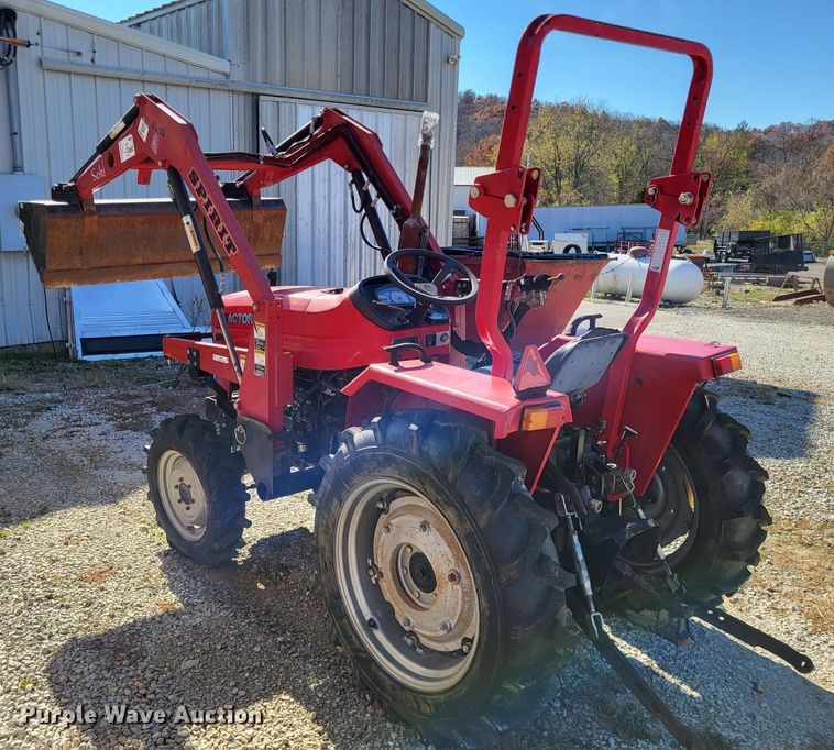 image for item LR9083 2009 Jinma Tractor King 254  MFWD tractor