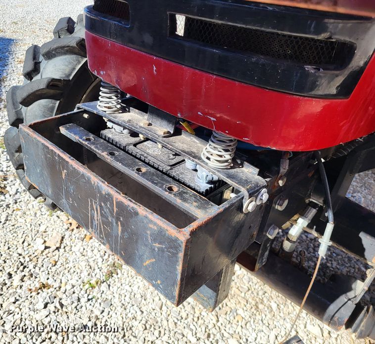 image for item LR9083 2009 Jinma Tractor King 254  MFWD tractor