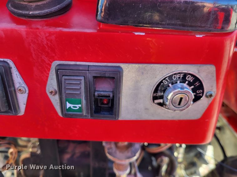 image for item LR9083 2009 Jinma Tractor King 254  MFWD tractor