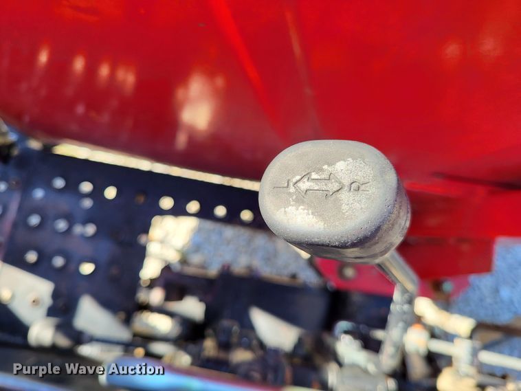 image for item LR9083 2009 Jinma Tractor King 254  MFWD tractor