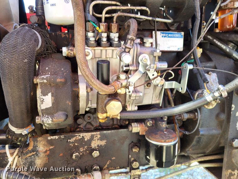 image for item LR9083 2009 Jinma Tractor King 254  MFWD tractor