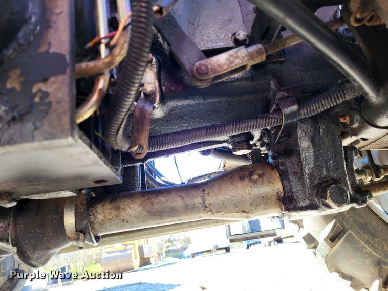 image for item LR9083 2009 Jinma Tractor King 254  MFWD tractor