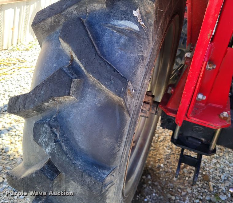 image for item LR9083 2009 Jinma Tractor King 254  MFWD tractor