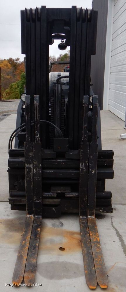 image for item LS9907 Nissan MCUL02A33LV  forklift