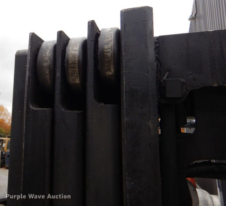 image for item LS9907 Nissan MCUL02A33LV  forklift