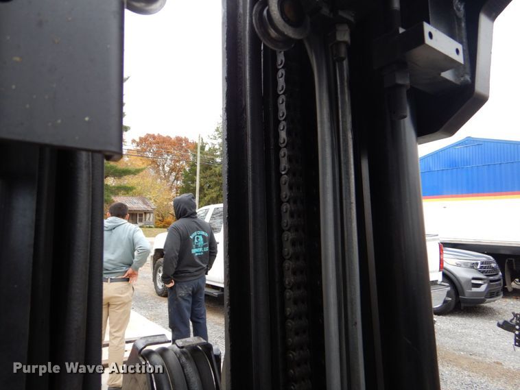 image for item LS9907 Nissan MCUL02A33LV  forklift