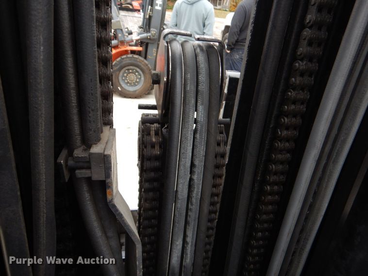 image for item LS9907 Nissan MCUL02A33LV  forklift