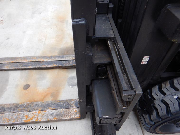 image for item LS9907 Nissan MCUL02A33LV  forklift