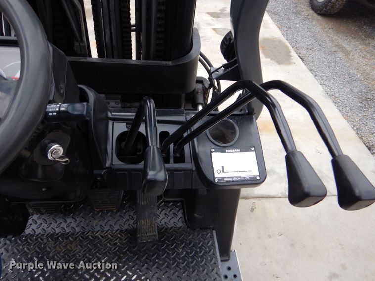 image for item LS9907 Nissan MCUL02A33LV  forklift