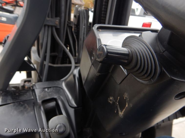 image for item LS9907 Nissan MCUL02A33LV  forklift