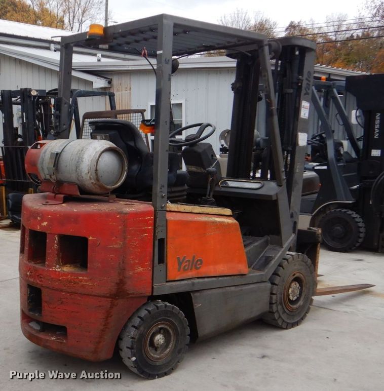 Yale GLP040AFNUAE084 forklift in Edmonton, KY Item LS9909 sold