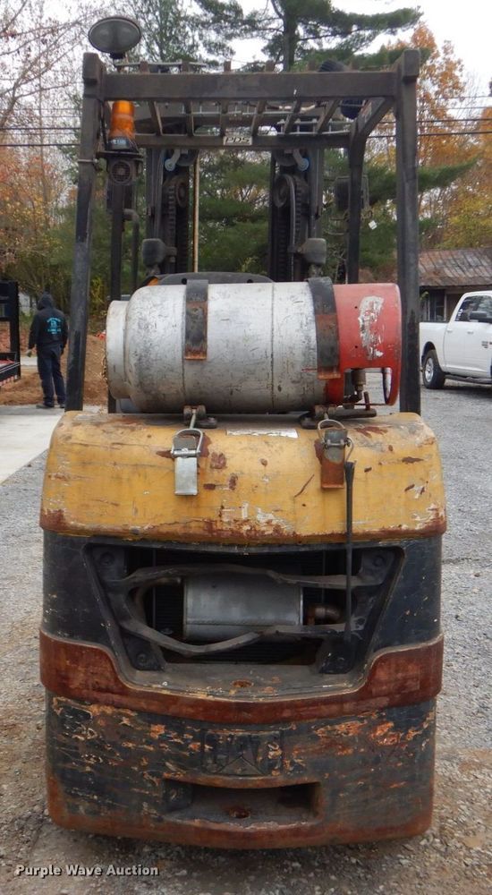 image for item LS9912 Caterpillar C5000  forklift