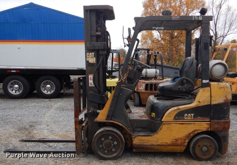 image for item LS9912 Caterpillar C5000  forklift