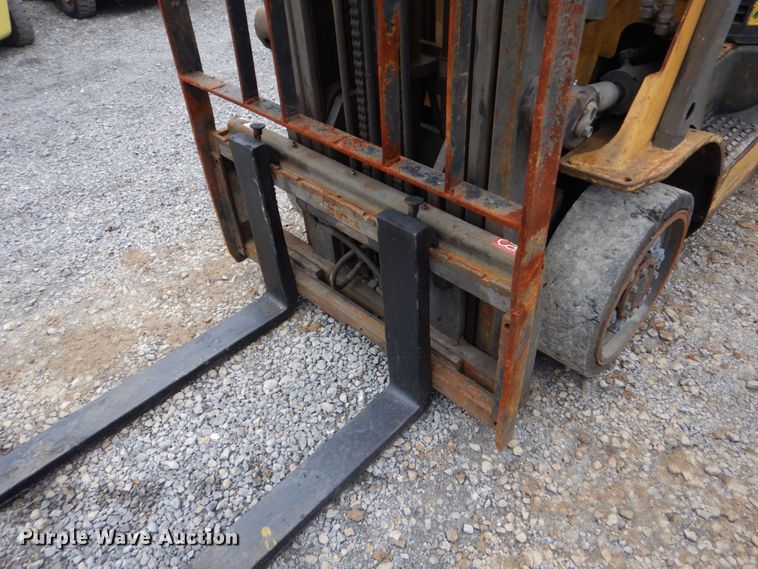 image for item LS9912 Caterpillar C5000  forklift